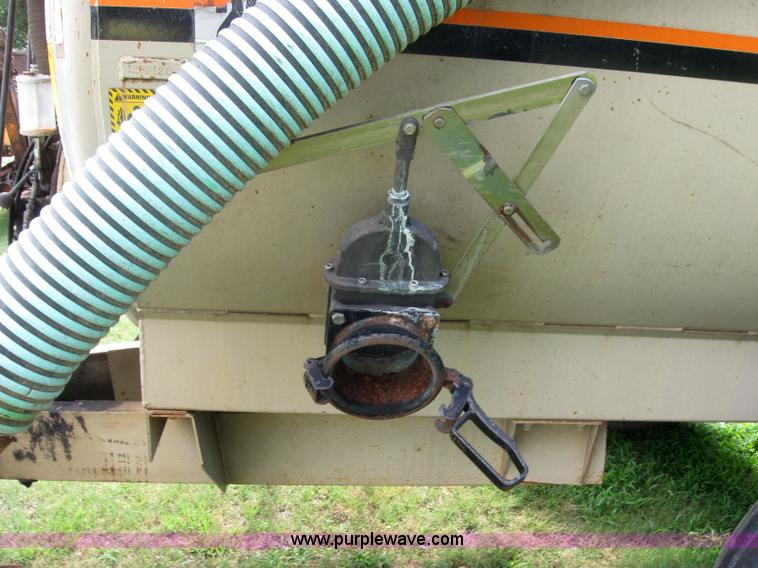 image for item 2039 Clay 2250 honey wagon