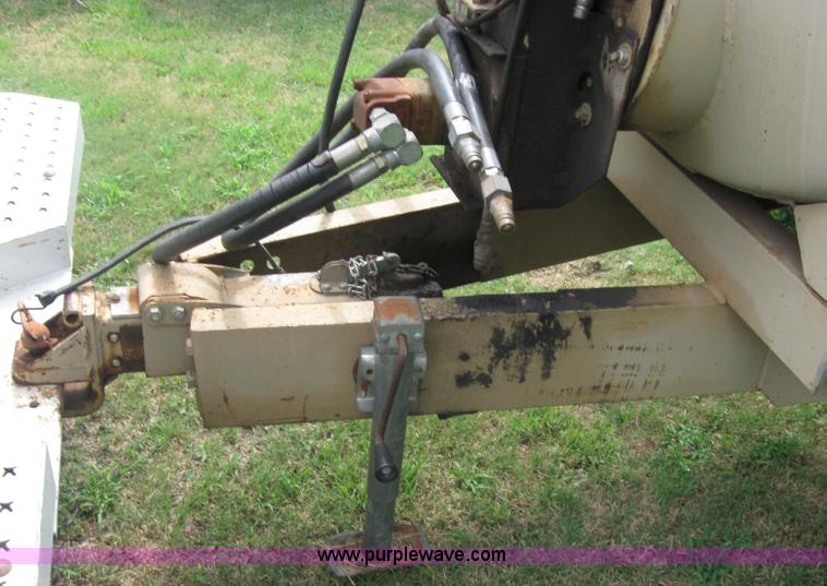 image for item 2039 Clay 2250 honey wagon