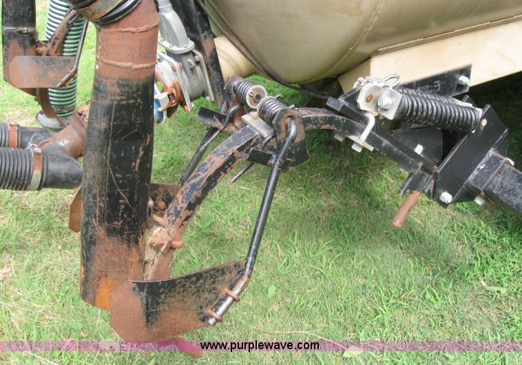 image for item 2039 Clay 2250 honey wagon