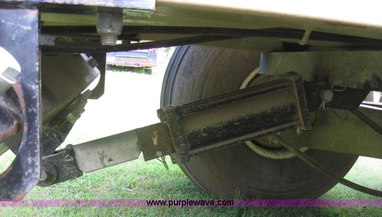 image for item 2039 Clay 2250 honey wagon