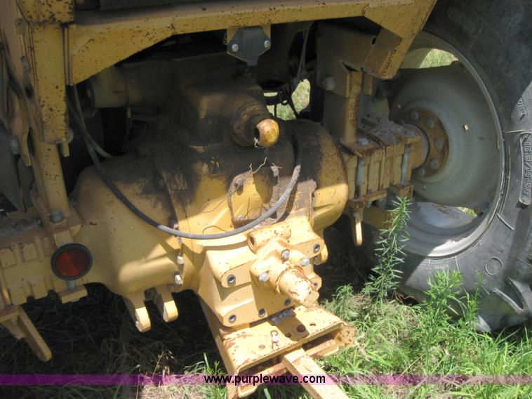 image for item 2049 Tiger Special 6620 with 52" side mower