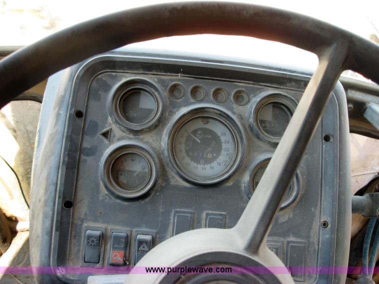 image for item 2049 Tiger Special 6620 with 52" side mower