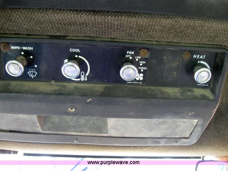 image for item 2049 Tiger Special 6620 with 52" side mower