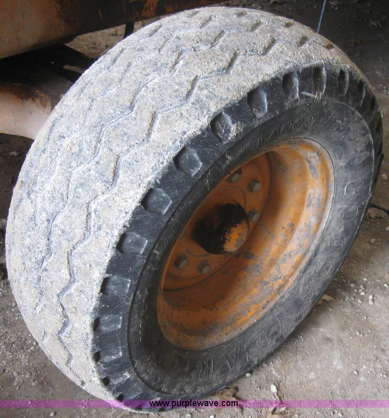 image for item 2195 1977 Case 480C backhoe