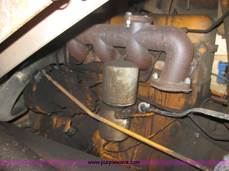 image for item 2195 1977 Case 480C backhoe