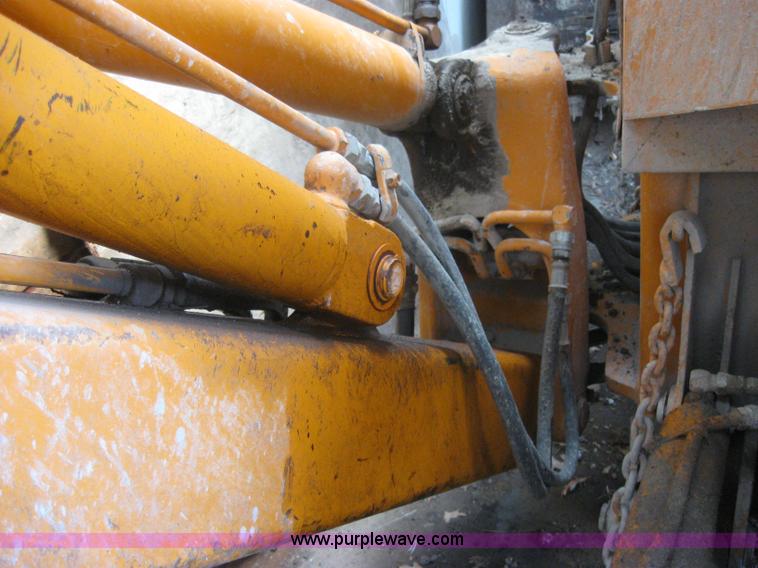 image for item 2195 1977 Case 480C backhoe