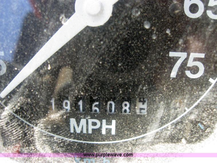 image for item 2196 1989 Ford Conventional LNT800F dump truck