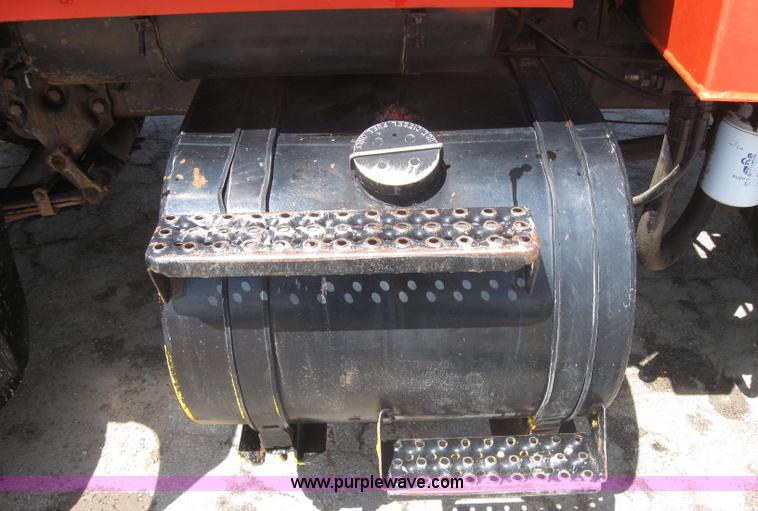 image for item 2196 1989 Ford Conventional LNT800F dump truck