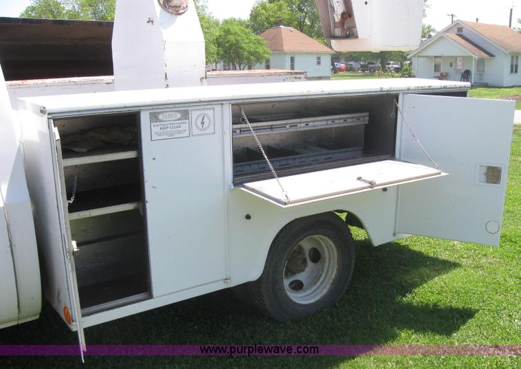 image for item 2198 1976 Chevrolet Custom Deluxe 30 pole truck