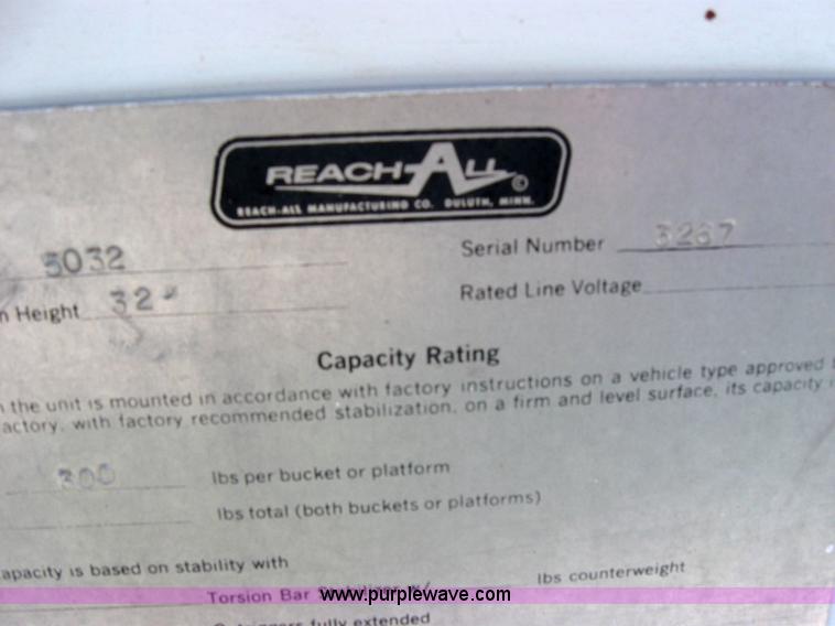 image for item 2198 1976 Chevrolet Custom Deluxe 30 pole truck