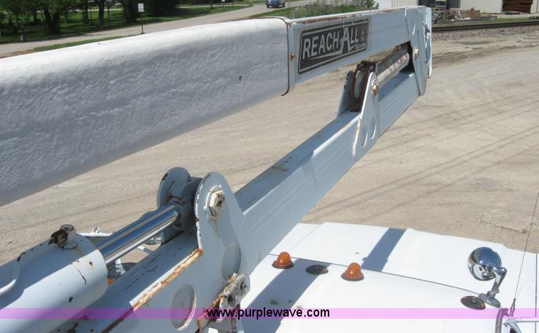 image for item 2198 1976 Chevrolet Custom Deluxe 30 pole truck