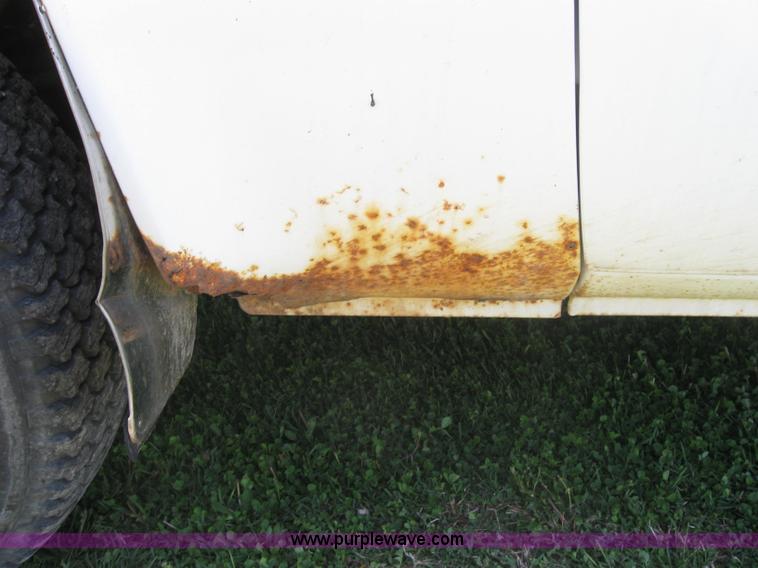 image for item 2198 1976 Chevrolet Custom Deluxe 30 pole truck