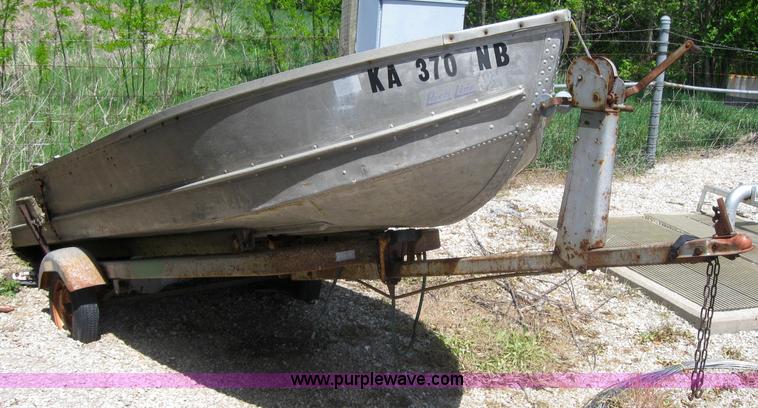 image for item 2200 14' Rich Line aluminum V-bottom boat