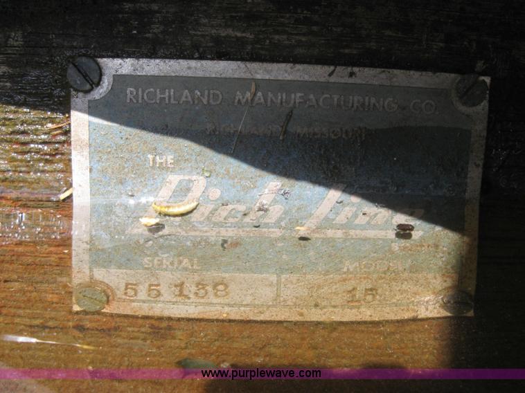 image for item 2200 14' Rich Line aluminum V-bottom boat