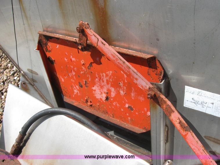 image for item 2206 Fink stainless steel self feeding spreader