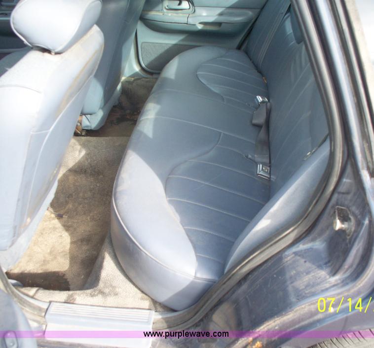 image for item 2500 1997 Ford Crown Victoria