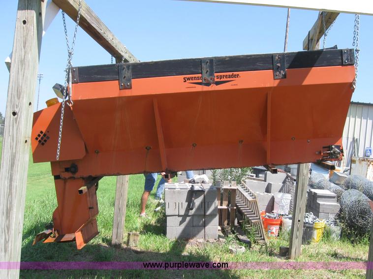 image for item 2509 Swenson spreader box