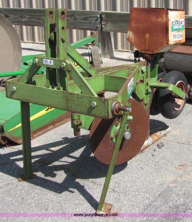 Eckroat gopher getter burrow builder in Hutchinson, KS Item 4694 sold