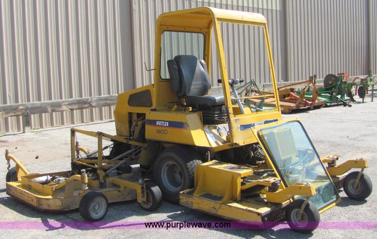 image for item 4699 2002 Hustler 4600 mower