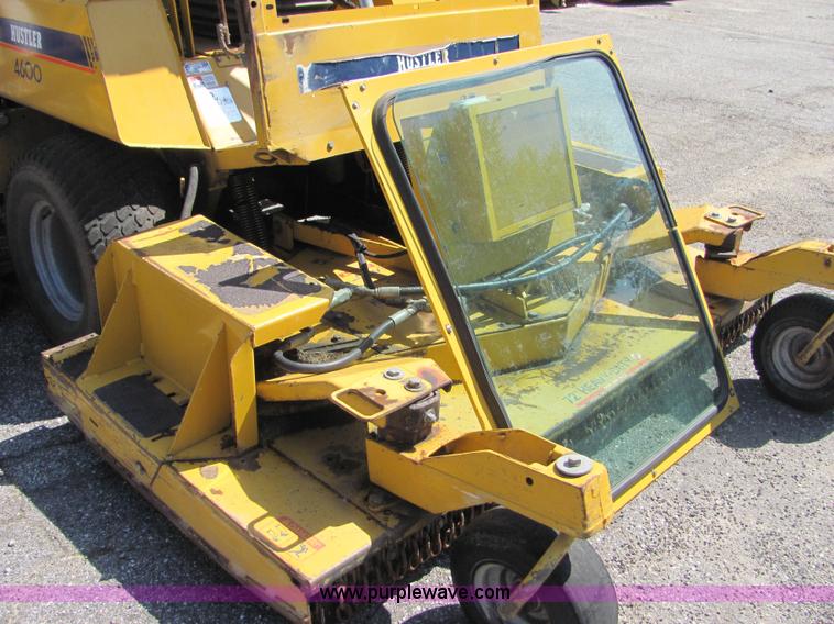 image for item 4699 2002 Hustler 4600 mower