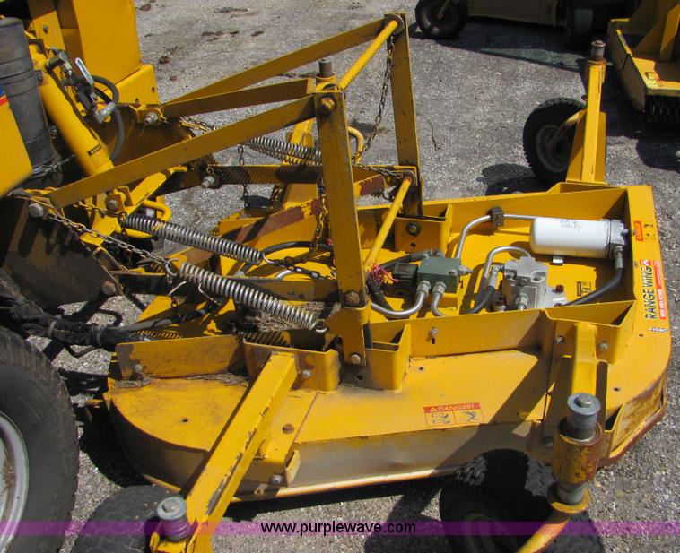 image for item 4701 2004 Hustler 4600 mower