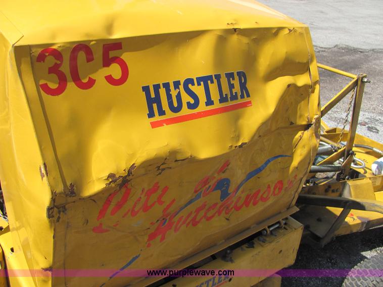 image for item 4701 2004 Hustler 4600 mower