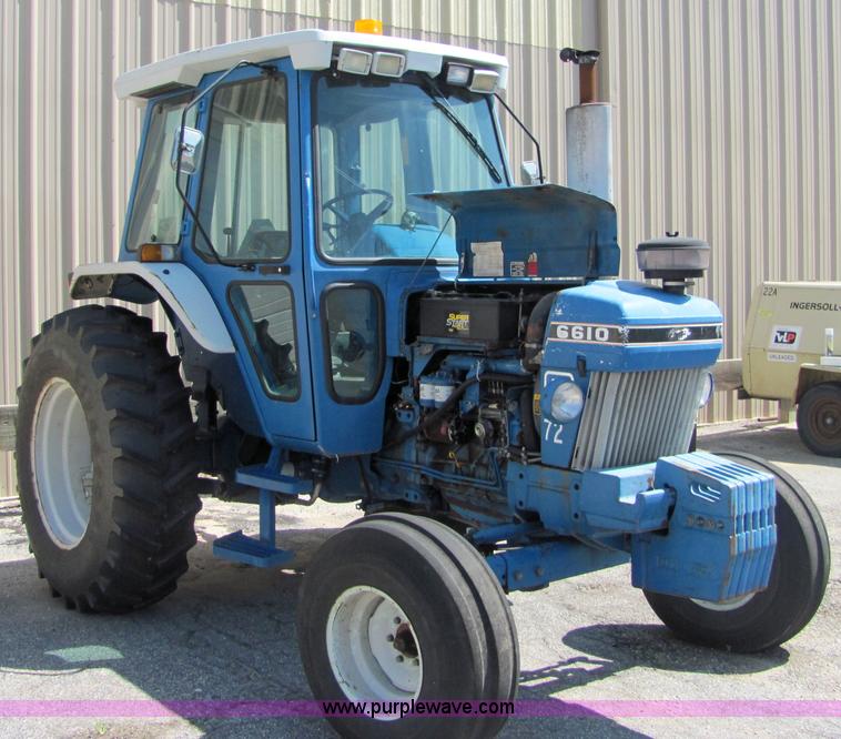 image for item 4704 1986 Ford 6610 tractor