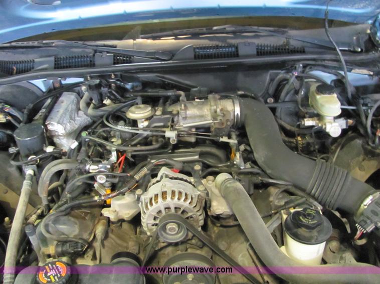 image for item 4750 1998 Ford Crown Victoria Police Interceptor