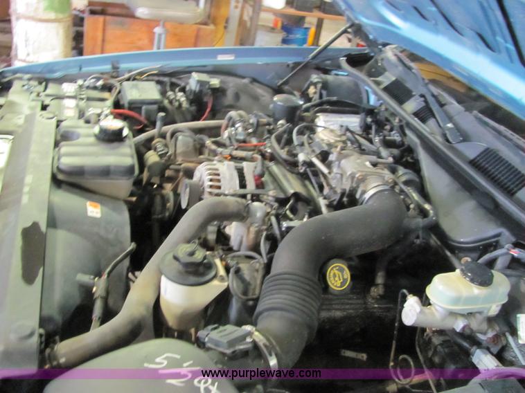 image for item 4750 1998 Ford Crown Victoria Police Interceptor