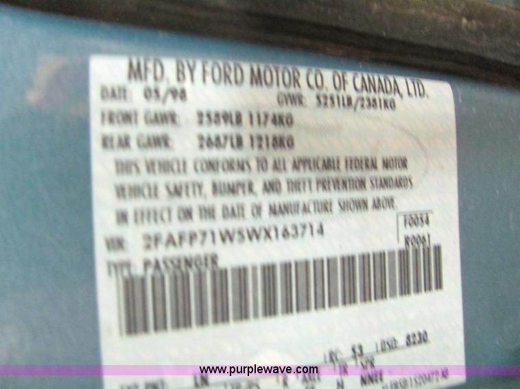 image for item 4750 1998 Ford Crown Victoria Police Interceptor