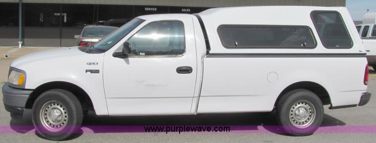 image for item 6480 1997 Ford F150 pickup truck