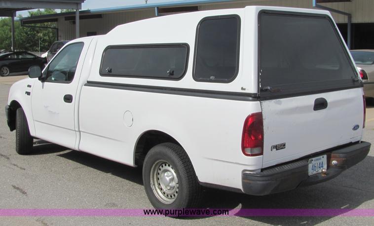 image for item 6480 1997 Ford F150 pickup truck
