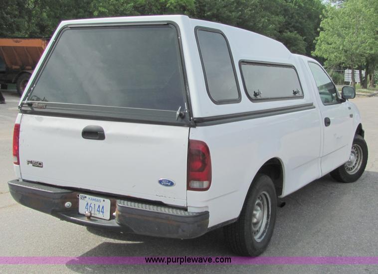 image for item 6480 1997 Ford F150 pickup truck