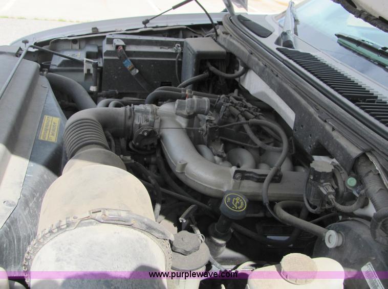 image for item 6483 1997 Ford F150 XL extended cab pickup truck