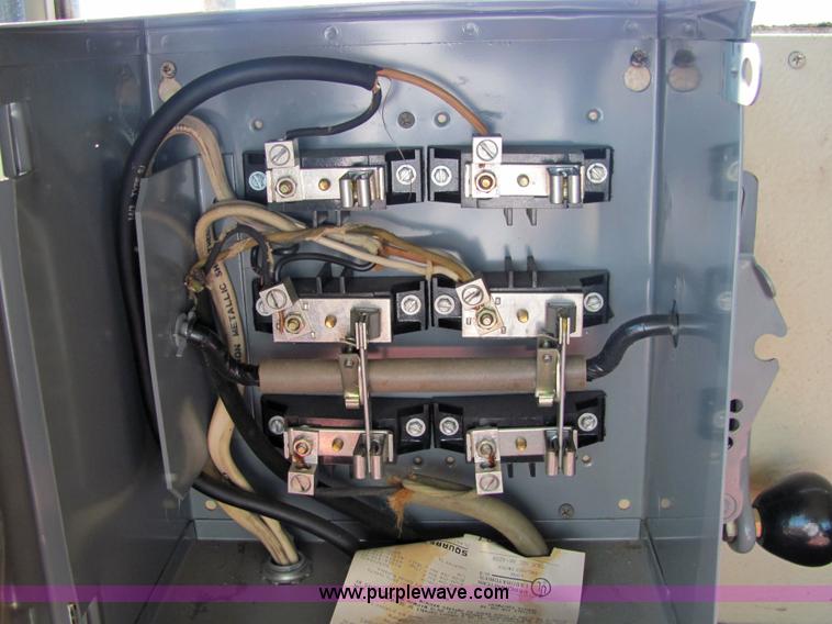 image for item 6499 1974 Ford 44 passenger bus