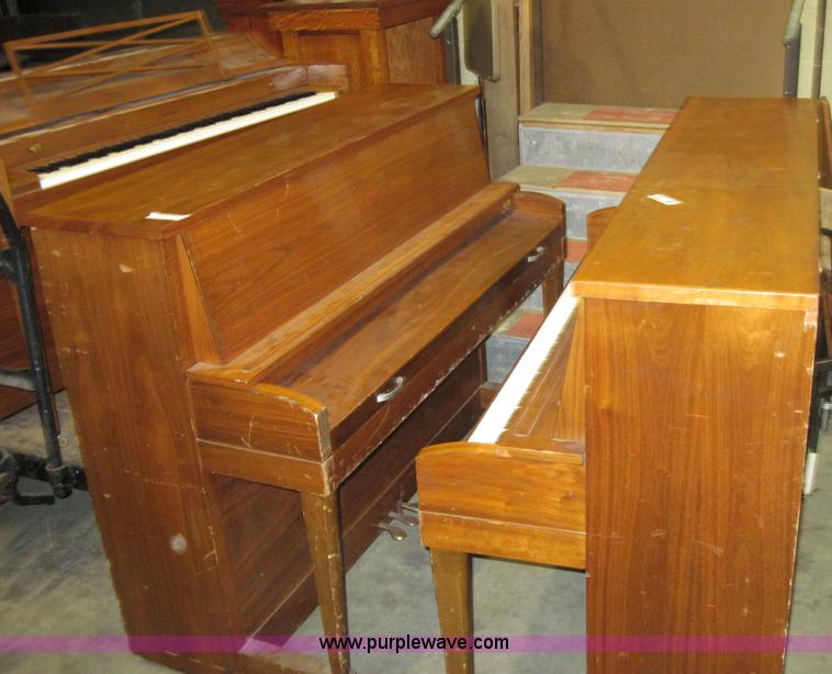 (2) pianos in Wichita, KS Item 6541 sold Purple Wave