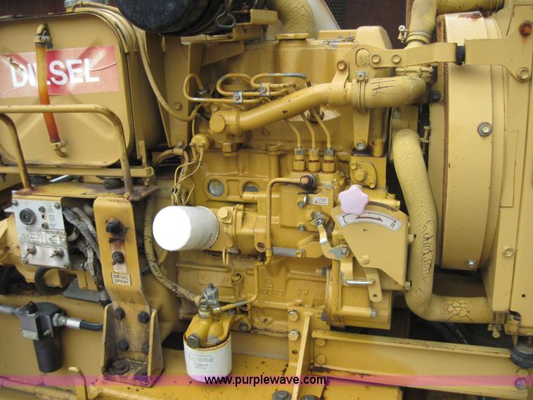 image for item 6557 Neal asphalt paving machine