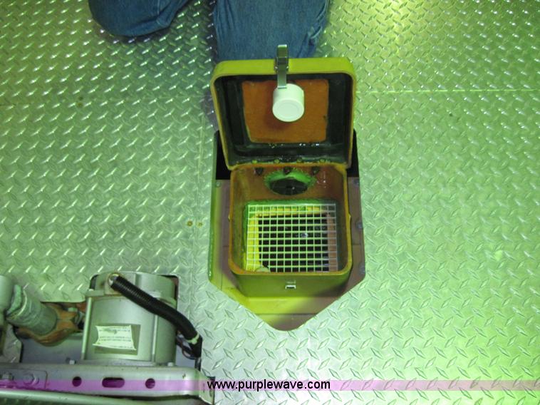 image for item 6575 Walter's 11'7" utility bed