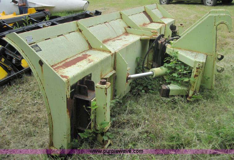 image for item 6578 Rylind loader three-way push plow