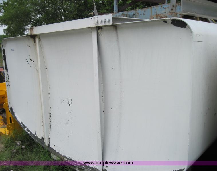 image for item 6579 5000-gallon stainless steel fuel tank