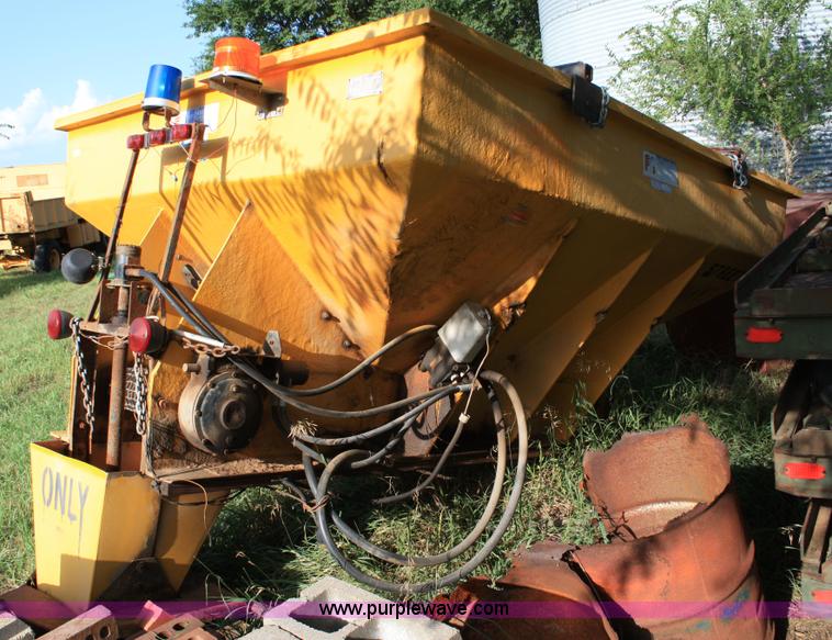 image for item 6588 Fiberglass sand spreader