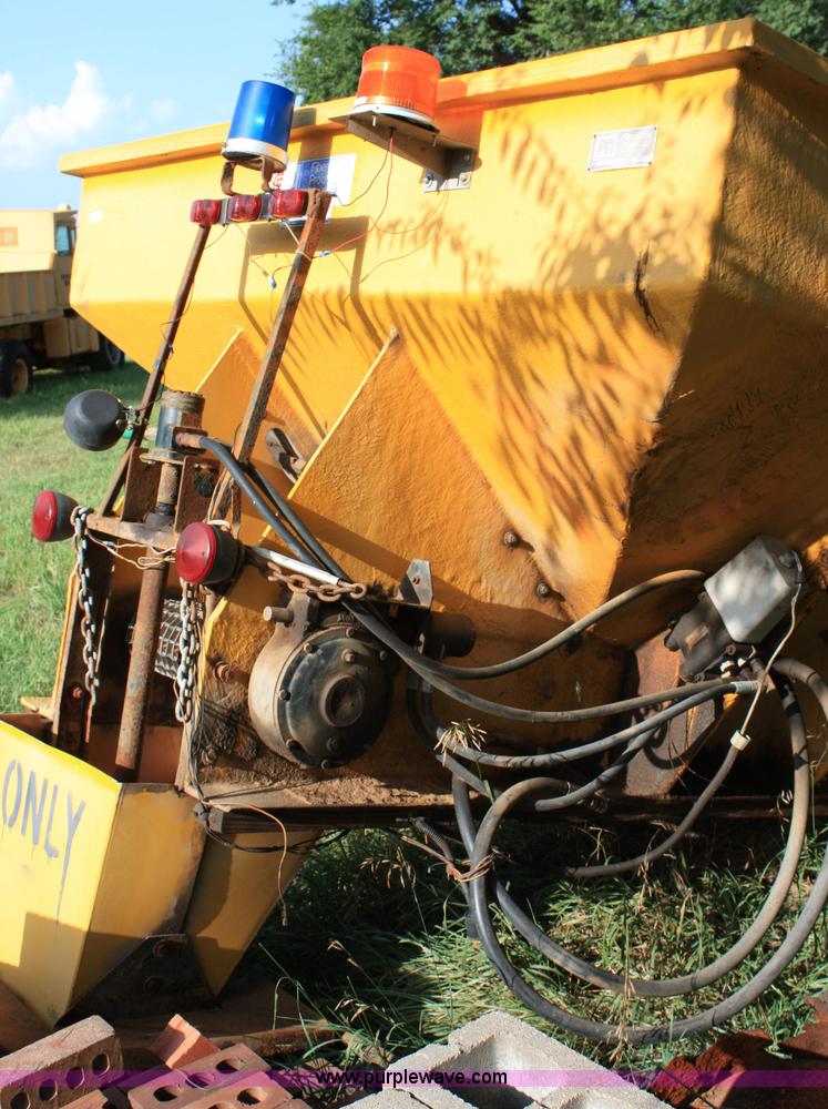 image for item 6588 Fiberglass sand spreader