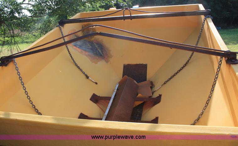 image for item 6588 Fiberglass sand spreader