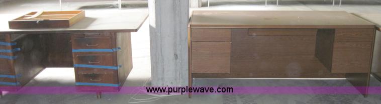 image for item 6623 (5) desks