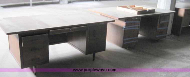 image for item 6623 (5) desks