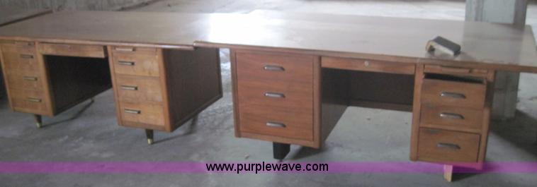 image for item 6624 (12) desks