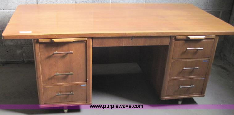 image for item 6624 (12) desks