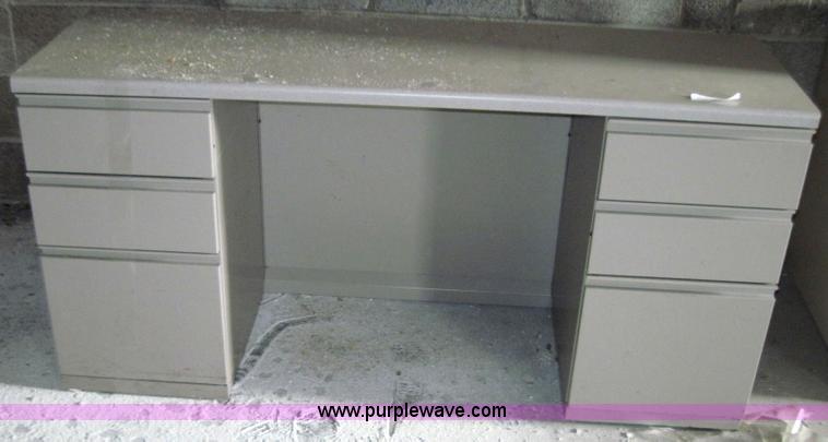 image for item 6624 (12) desks