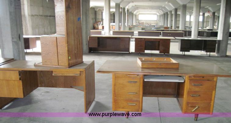 image for item 6624 (12) desks