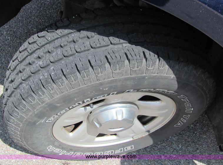 image for item 6661 2003 Ford Explorer